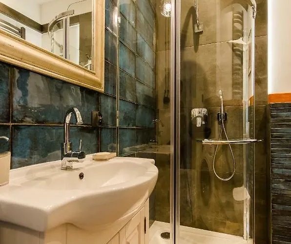 Apartment Emeryk Krakau